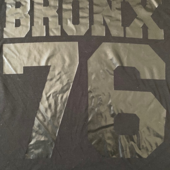 Black Printed T-shirt - Picture 2 of 2